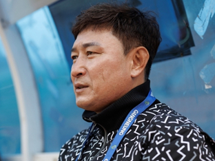 [현장목소리] '돌아온 레전드' 김도근 감독이 설명하는 강릉의 '무공해 축구'