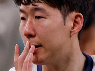 손흥민, 사우디 안 가고 ‘파격 결단’ 내리나…챔피언 되고 사라진 방출설→토트넘이 붙잡는다