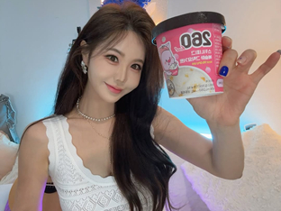 강예빈, 청순 육감 S라인…40대 느좋녀의 러블리 일상