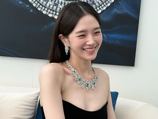 박규영, '오겜3' 공개 앞두고 미모 물올랐네…우아한 슬림핏 글래머