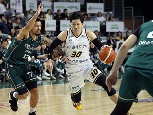 프로농구 LG, MVP 출신 포인트가드 두경민 웨이버 공시 요청