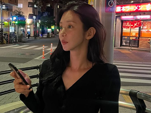 이주빈, 늦은 밤 택시 기다리는 핫걸…
