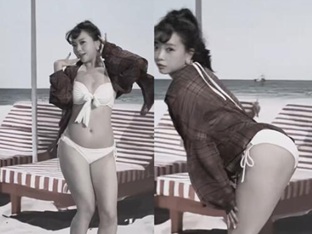 요요미, 비키니 입고·치마 들춰 속옷 보여주고..충격 이미지 변신