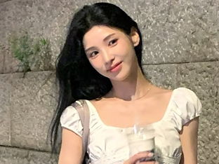 '강석우 딸' 강다은, 청바지에 흰 블라우스 입었을 뿐인데…청순글래머의 정석