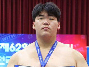 이혁준, 대통령기전국장사씨름대회서 시즌 4관왕 달성…인하대 개인전 두 체급 석권!