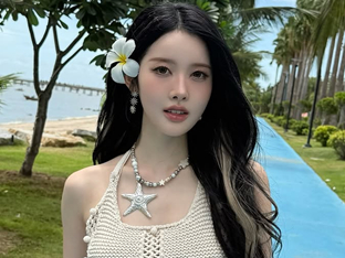 '박남정 딸' 스테이씨 시은, 짧은 크롭톱에 드러난 한 줌 허리…핫걸 그 자체