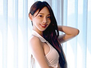 DJ·모델 엘라, 맥스큐 10월호 인플루언서 포커스 화보 장식!