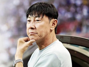 선수들끼리 호텔방에서 ‘감독 교체 투표’ 뒤 대표이사에 전달…신태용 작심 폭로 ‘막전막후’