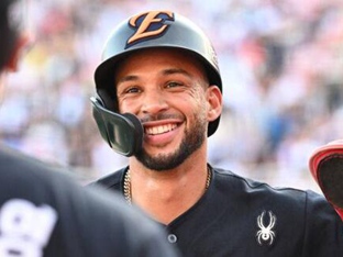 'NBA 최다 트리플 더블' 웨스트브룩, 中 아닌 새크라멘토와 계약
