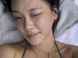 비비, 누워있어도 드러나는 몸매 자신감