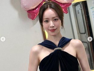 한지민, 드레스 입으려고 더 '뼈말라' 됐네..♥최정훈의 뮤즈