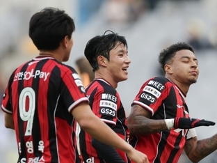 ‘린가드 10호골’에도…서울, 김천에 또 졌다, 2-6 참패 이어 안방서 1-3 완패 ‘6위 추락 위기’ [SS현장리뷰]