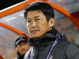 '울산 부임설' 요시다 감독, 한국행 무산? 日매체 