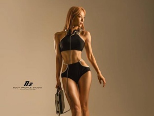 심으뜸, 女 복근 이게 돼? 비키니로 쩍 갈라진 근육 공개