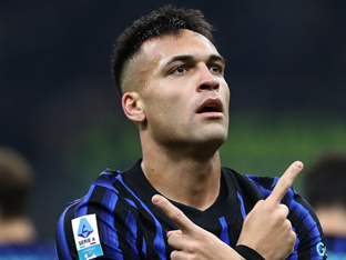 ‘18년 만의 8득점’ 위기의 ‘킹 제임스’ 일시적 부진 VS 기량 급하락