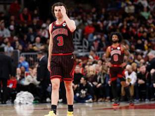 박스아웃 안 하는 '쇼윈도 팀워크'…불스에는 희생이 없다