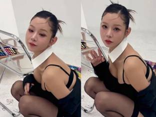 맹승지 왜 이래? 속옷만 덜렁 입고 손 '흔들'