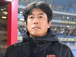 ‘충격 대반전’ 2년 연속 3위 이끈 韓 지도자 동행 이어가는 줄 알았는데…서정원 감독, 재계약 협상 ‘교착 상태’ 빠졌다