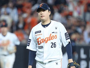 ‘르브론 자극’ 역전 득점 후 퇴장이라니…팀 동료는 “왜 브룩스한테만? 차라리 과한 게 나아”