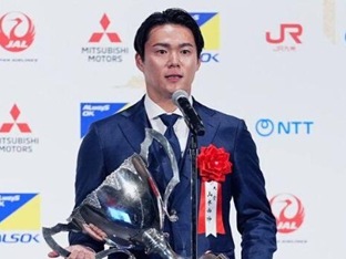 피어스의 직격...