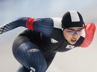 빙속 이나현, 김민선 제치고 스프린트 선수권 전종목 1위 석권