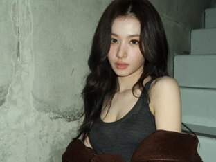 '눈빛이 뭔지 아는' 트와이스 사나, 나시 한 장만 걸쳤는데 터진 섹시美