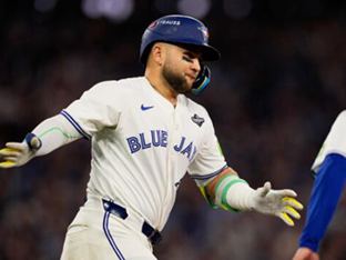 감독과는 불화, 동료들은 옹호...팀 9연승 중인데 트레이드 요구한 쿠밍가