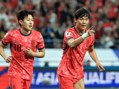 홍명보호, 쿠웨이트 4-0 완파…전진우·이강인 북중미행 자축포