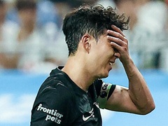 '울보' 손흥민, 끝내 뜨거운 눈물…10년지기 토트넘과 작별