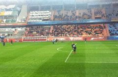 프로축구 선수들이 하는 하프타임때의 흔한  볼 리프팅 장난??