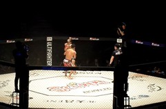 [ROAD FC 022] 권아솔 VS 이광희 난타전