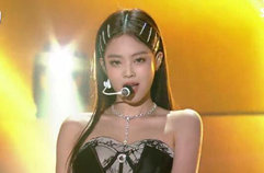 제니(JENNIE), 숨 멎는 아름다움 ‘SOLO’