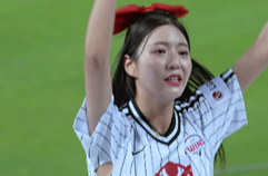 김이서 치어리더 230516 직캠9 응원 엘지 트윈스 (Kim Yiseo Cheerleader 230516 Fancam9 LG twins)