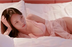 설레는 여자친구와 호텔 데이트