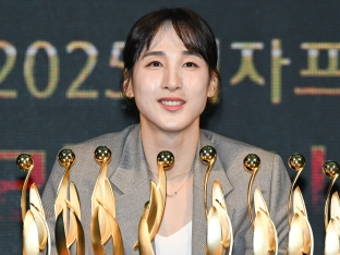 김단비, 4년 연속 WKBL 연봉퀸...4억 5천만 원