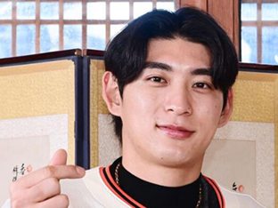 7M- 이정후, 새 시즌 우익수 전환…