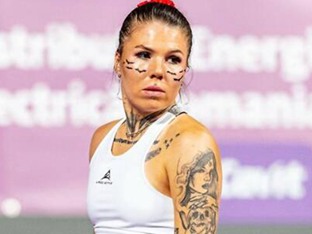 7M- 우크라이나 테니스 선수 올리니코바, WTA 8강 진출…러시아 대회 출전 헝가리 선수와 악수 거부