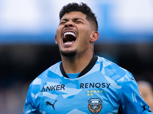 7m-에리송, 개막전 '해트트릭 폭발'로 가와사키의 역전승 견인