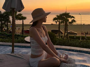 나뮤 경리, 비키니 위 아찔 시스루…걸그룹 현역 느낌