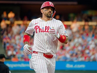 7M - 필리스 방출 직후 입 연 카스테야노스…‘마이애미 사건’은 더그아웃 맥주 반입이었다