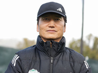 7m-'새 출발' 정정용 전북, '도전자' 황선홍 대전과 슈퍼컵 격돌…20년 만에 부활한 대격돌