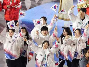 7M- 밀라노 동계올림픽 마친 한국 선수단 금의환향…최휘영 장관 