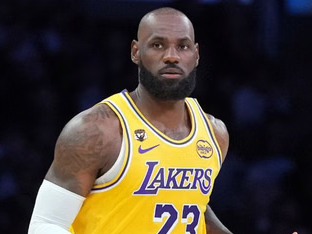 7m-이만 셤퍼트: 