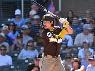 7M- 송성문, 시범경기 나흘 만에 첫 안타→출루율 4할 폭발…MLB 적응 신호탄