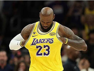 7M- 레이커스 전 감독 