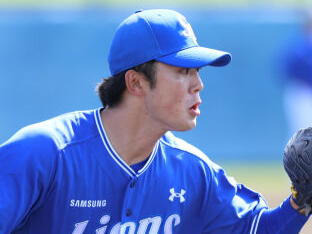 7m-2.6억에 데려온 158km 강속구... 일본도 주목한 삼성의 '아시아쿼터 대박' 조짐