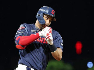 7M- 롯데 '레이예스 1번' 전략, 누가 밥상 차릴까…'후속 타선'이 관건