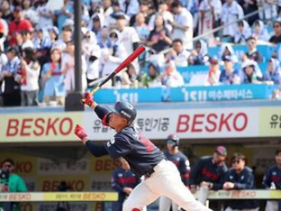 7M - '겨우 10경기에서 130득점'…프로야구 막 올리자마자 불붙은 '화력쇼'