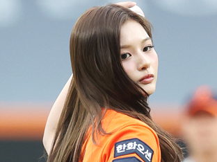 7m-엔믹스, 애슬레틱스 이어 샌프란시스코서도 시구…