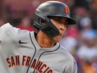 7m-이정후, 14경기 만에 터진 시즌 1호…2루타 포함 멀티히트 맹타